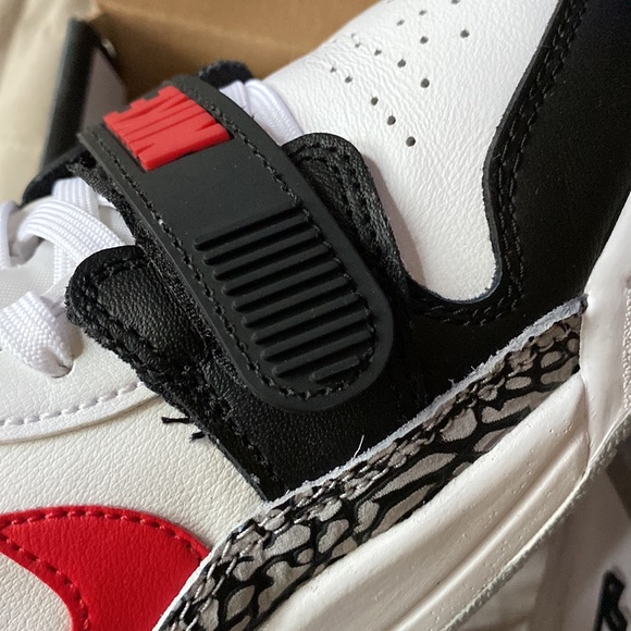 Air Jordan Legacy 312 Low - Picture 7 of 11